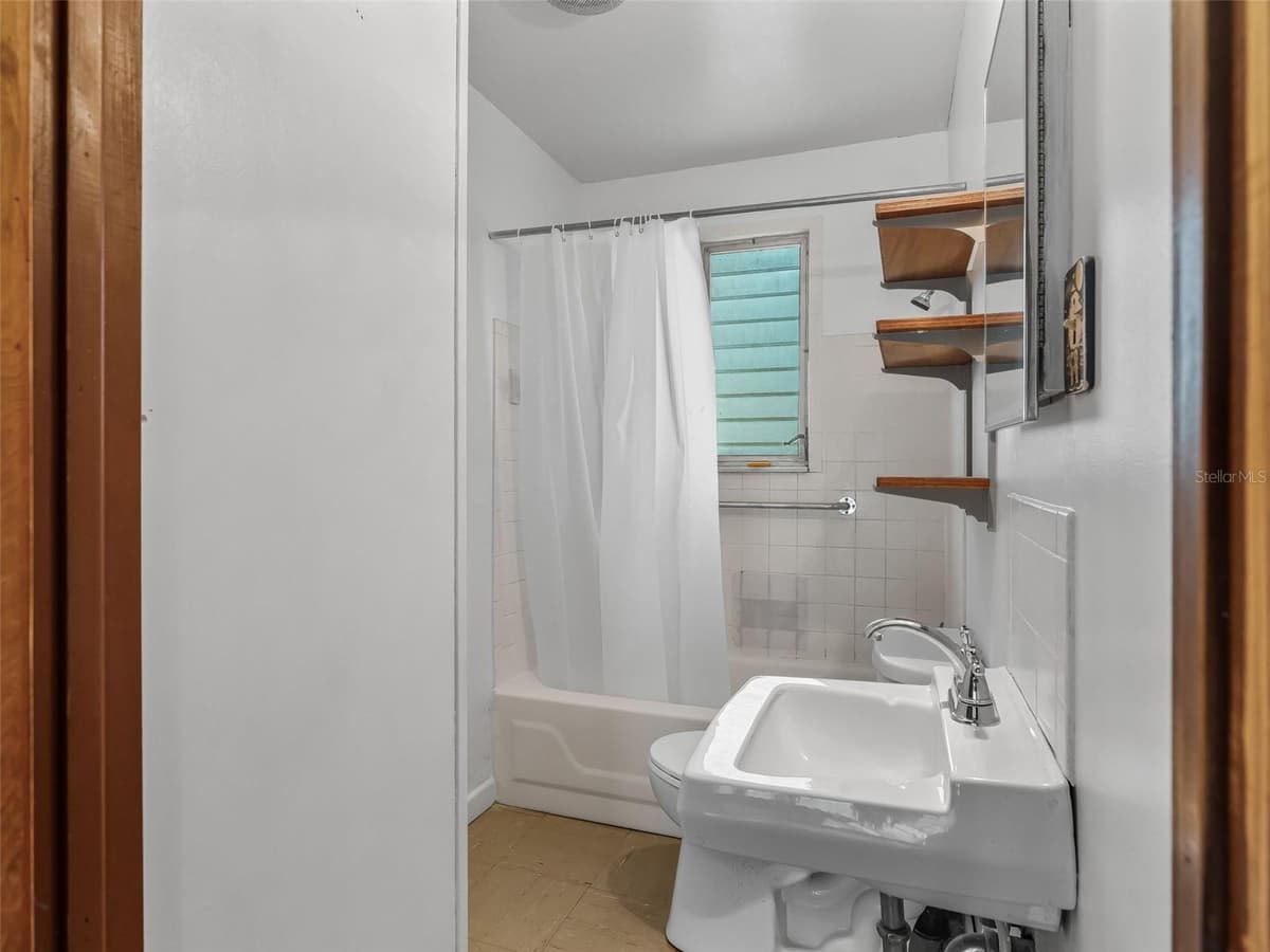 4935 SW 124TH LN — photo 23 of 36