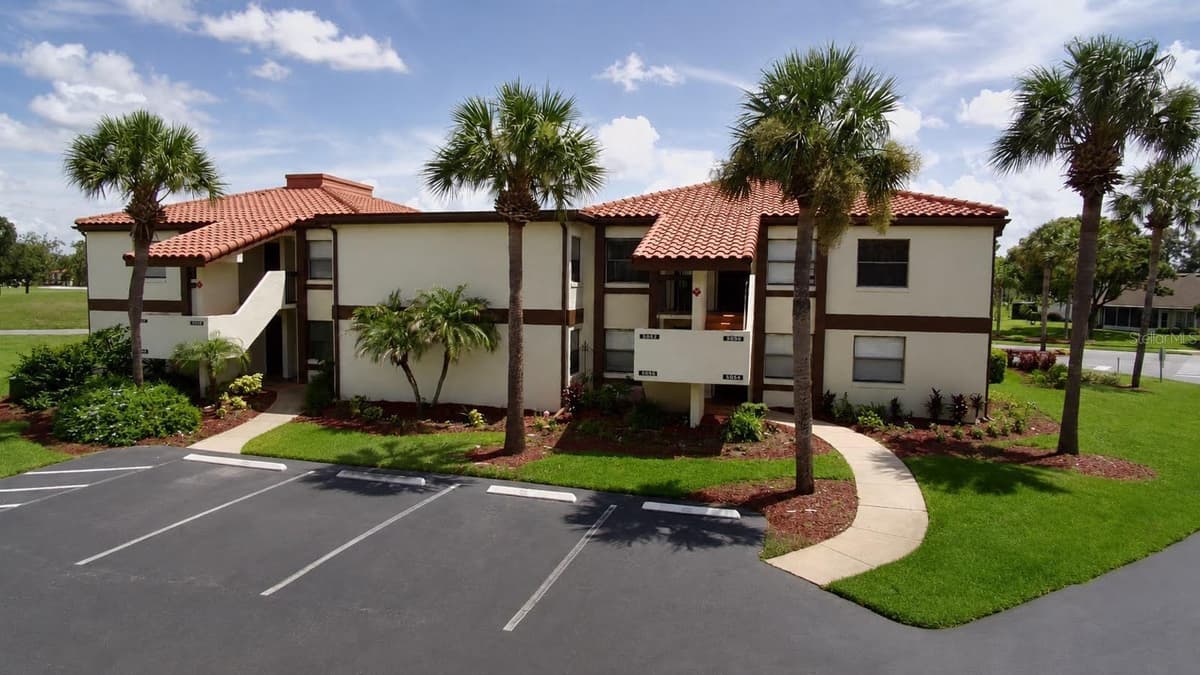 6062 WILLOWPOINTE CIRCLE — photo 13 of 20