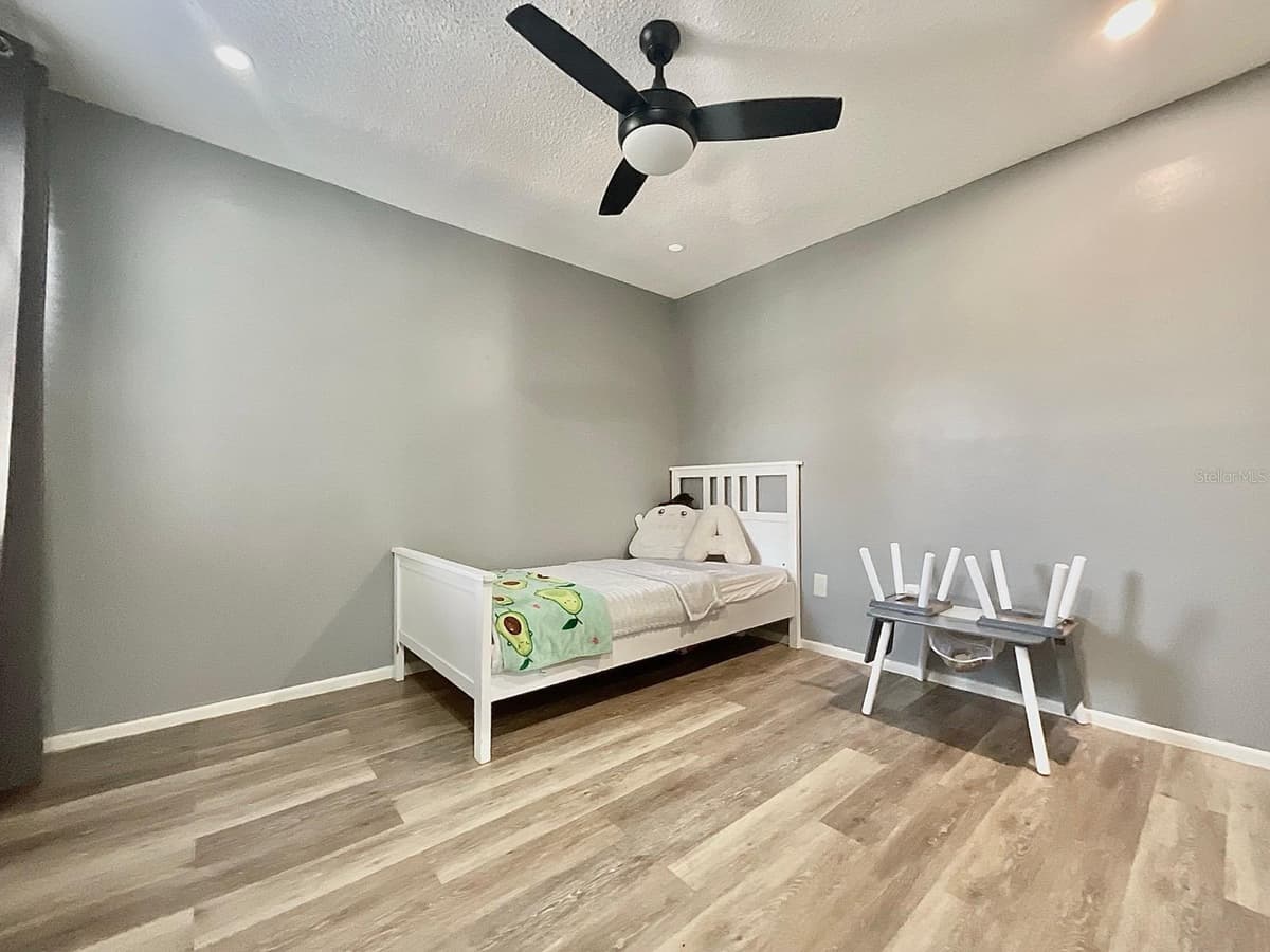 6062 WILLOWPOINTE CIRCLE — photo 9 of 20