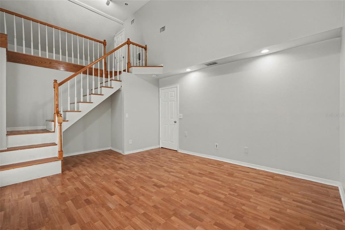10906 AUTUMN OAK PLACE — photo 18 of 37