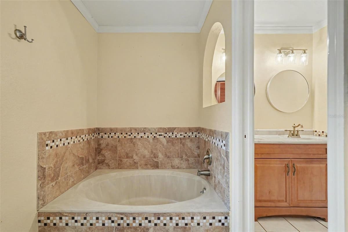 10906 AUTUMN OAK PLACE — photo 24 of 37