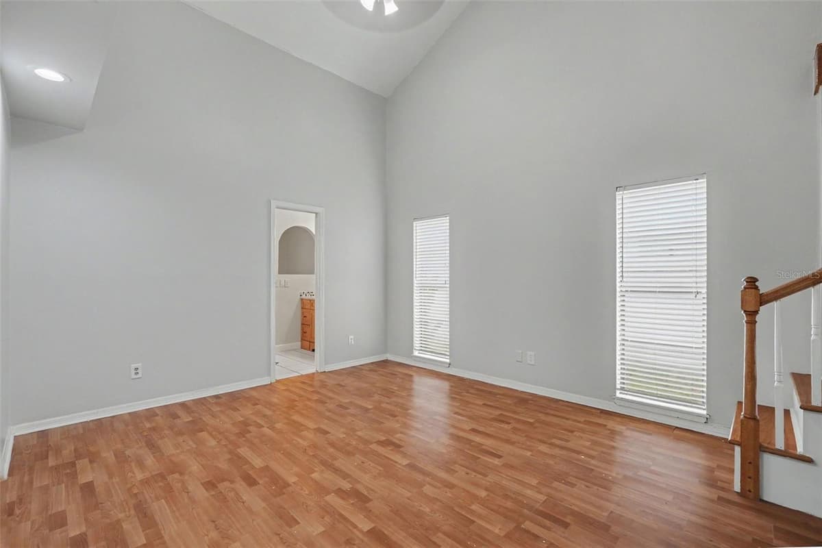10906 AUTUMN OAK PLACE — photo 17 of 37