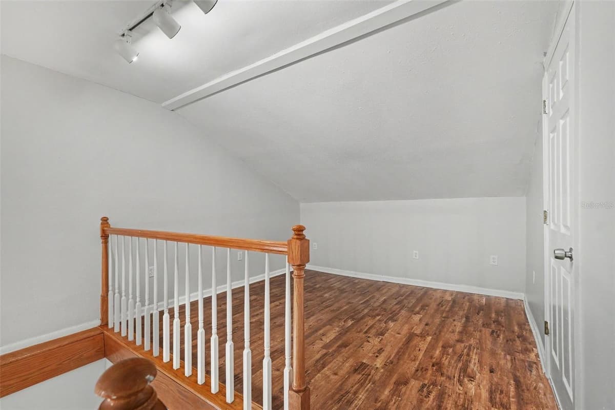 10906 AUTUMN OAK PLACE — photo 21 of 37