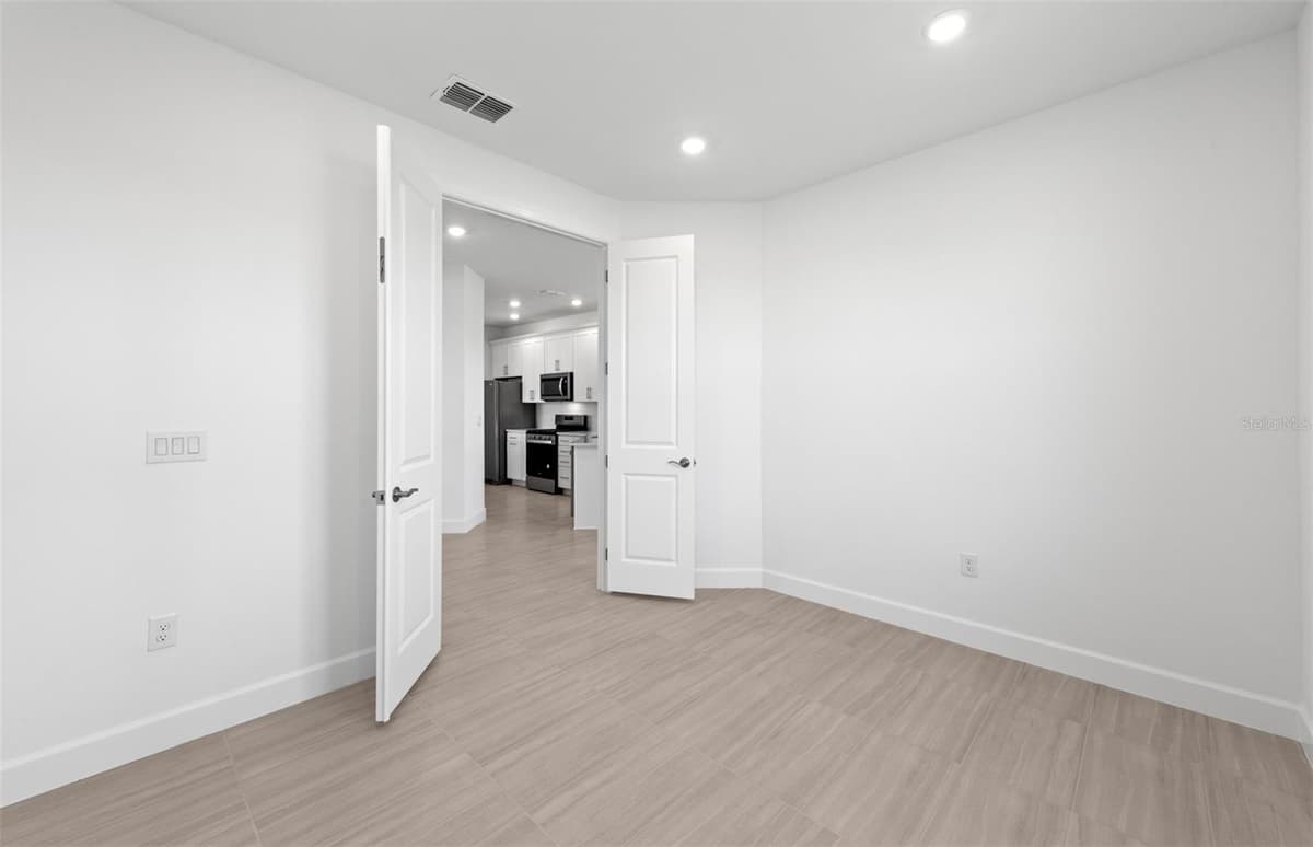 27112 CLAM SHELL COURT — photo 11 of 31