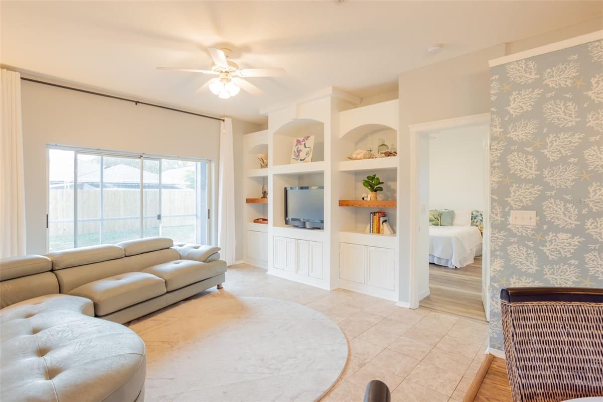7603 DEVONBRIDGE GARDEN WAY — photo 12 of 29