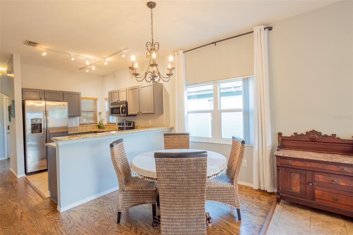 7603 DEVONBRIDGE GARDEN WAY — photo 10 of 29