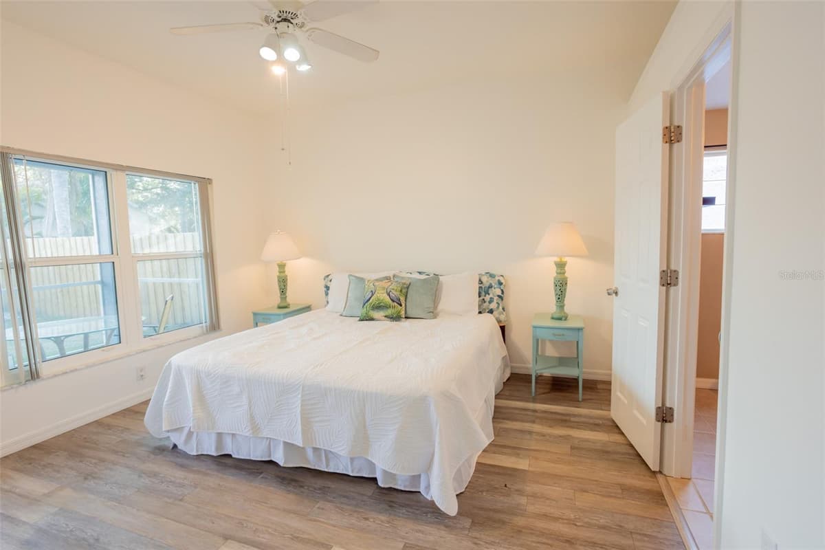7603 DEVONBRIDGE GARDEN WAY — photo 14 of 29