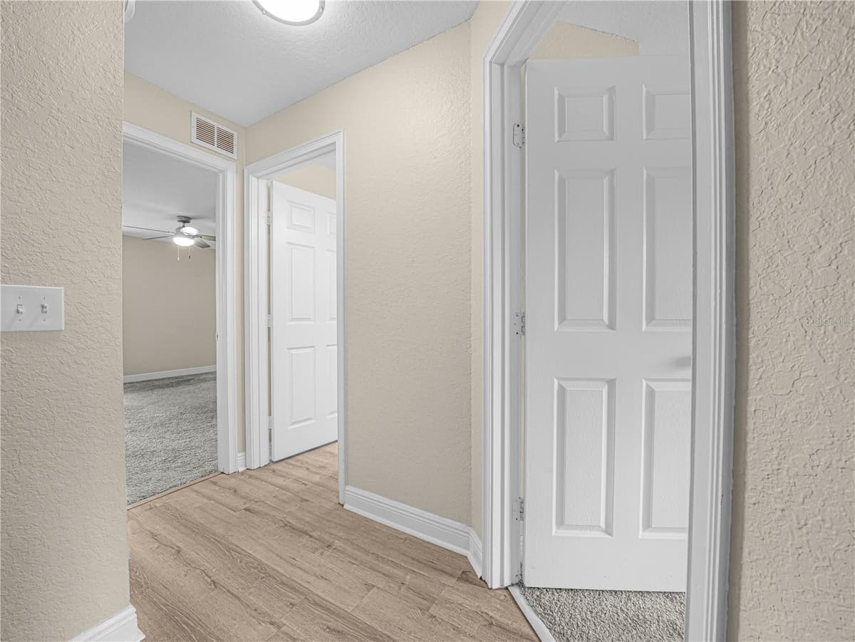 1705 SANDALWOOD CIRCLE — photo 21 of 31