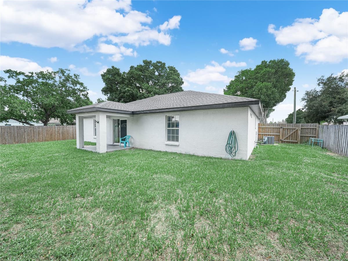 1705 SANDALWOOD CIRCLE — photo 5 of 31