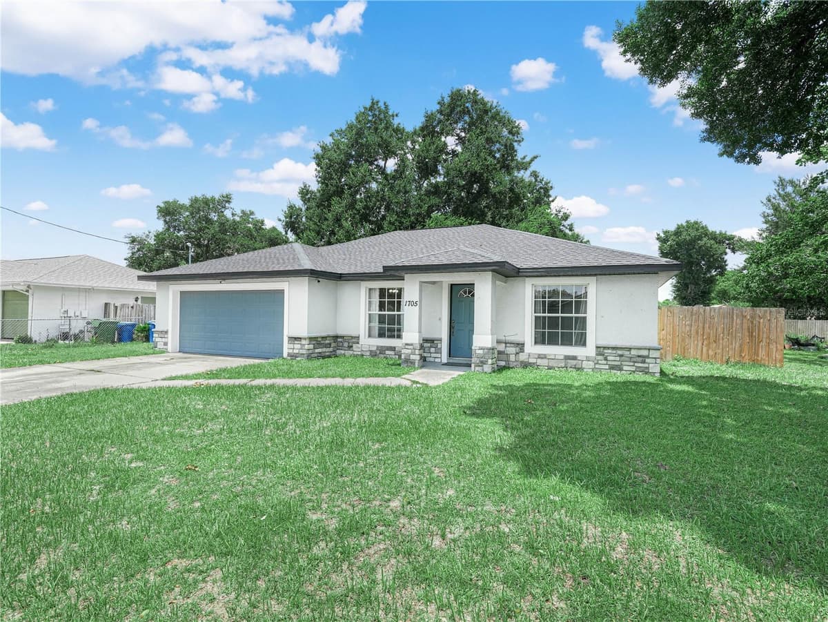 1705 SANDALWOOD CIRCLE — photo 3 of 31