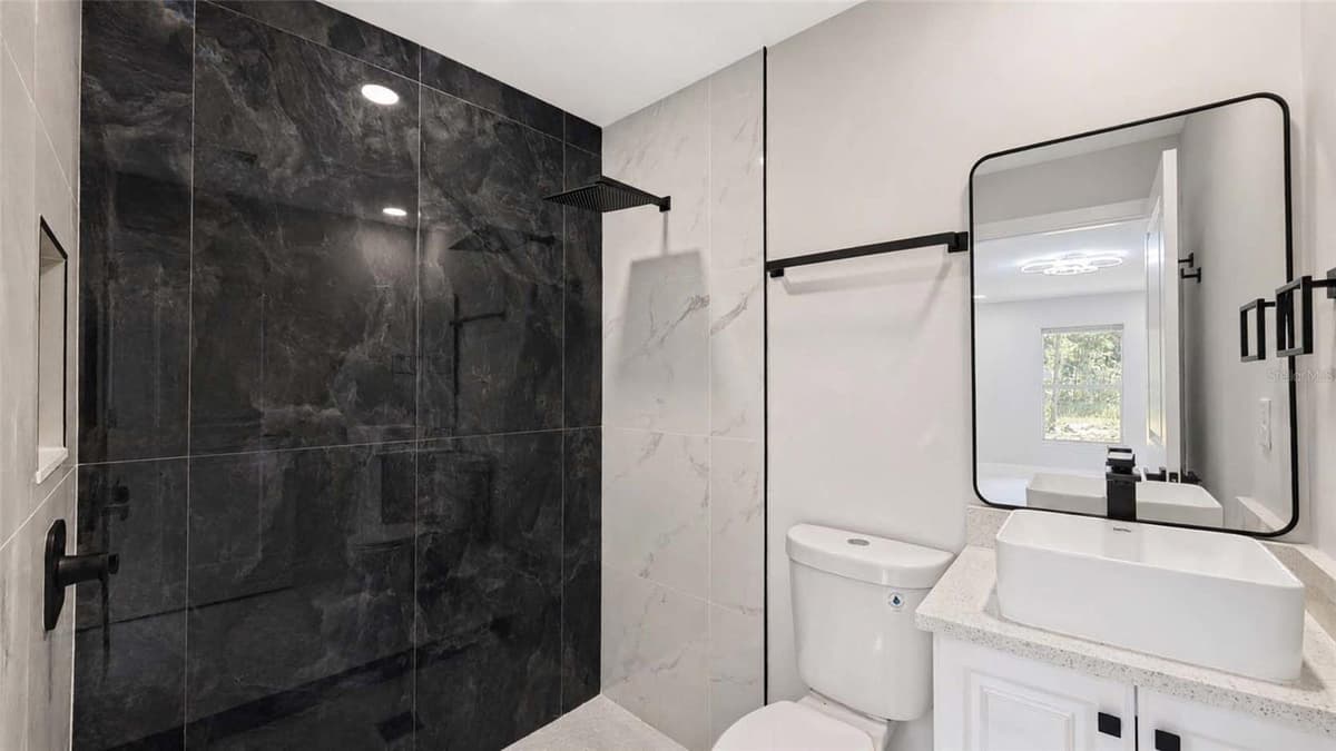 1120 RAVENSWOOD STREET — photo 19 of 31