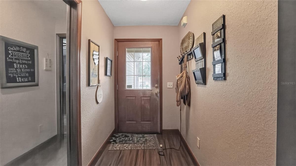 706 MURRAY CIRCLE — photo 3 of 30