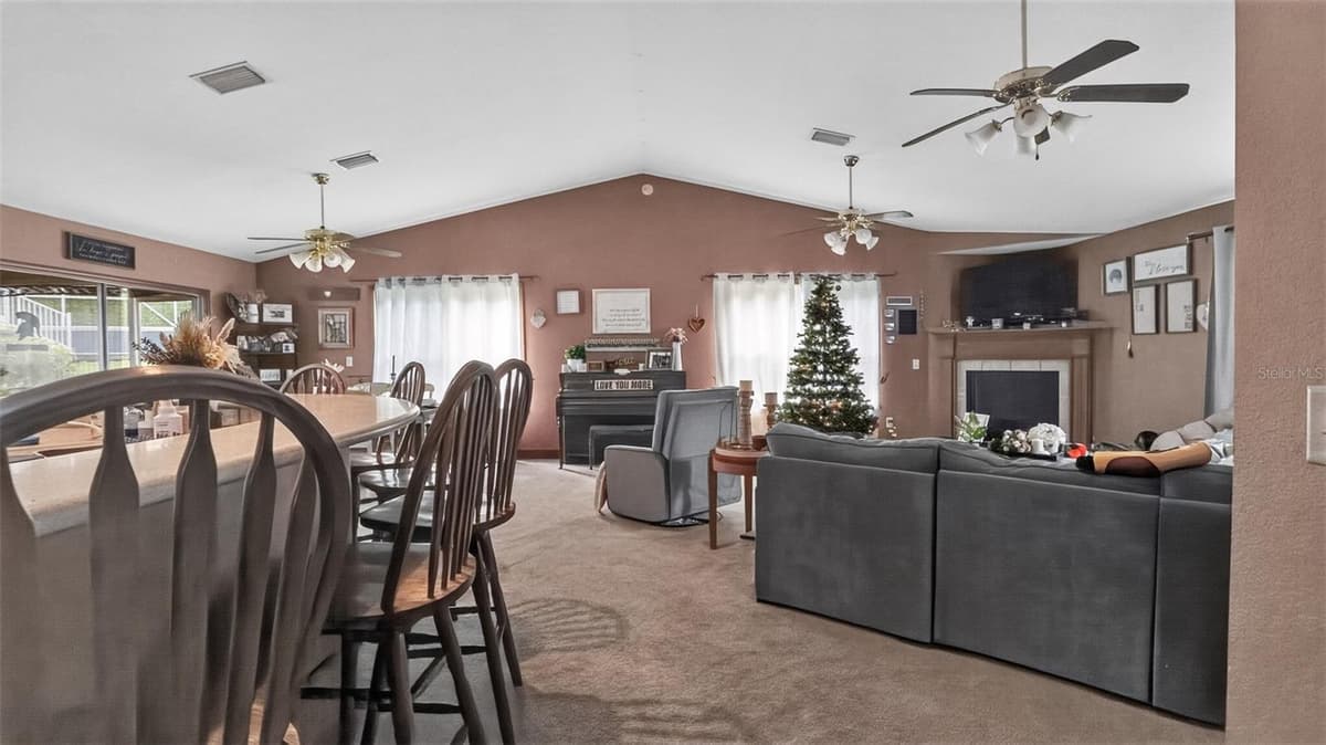 706 MURRAY CIRCLE — photo 4 of 30