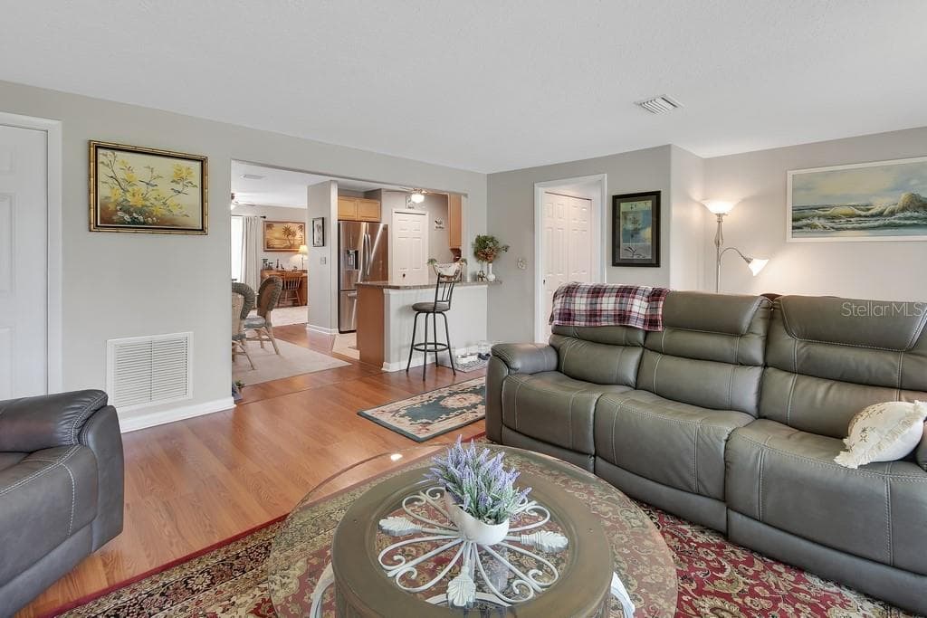 50 BONITA ROAD — photo 13 of 43