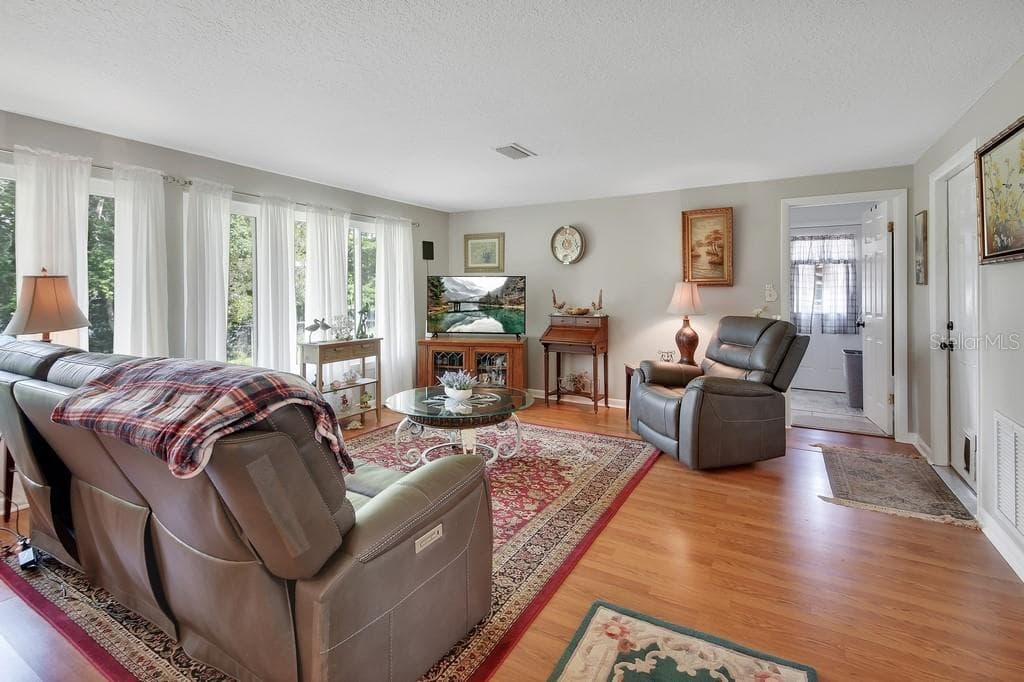 50 BONITA ROAD — photo 10 of 43