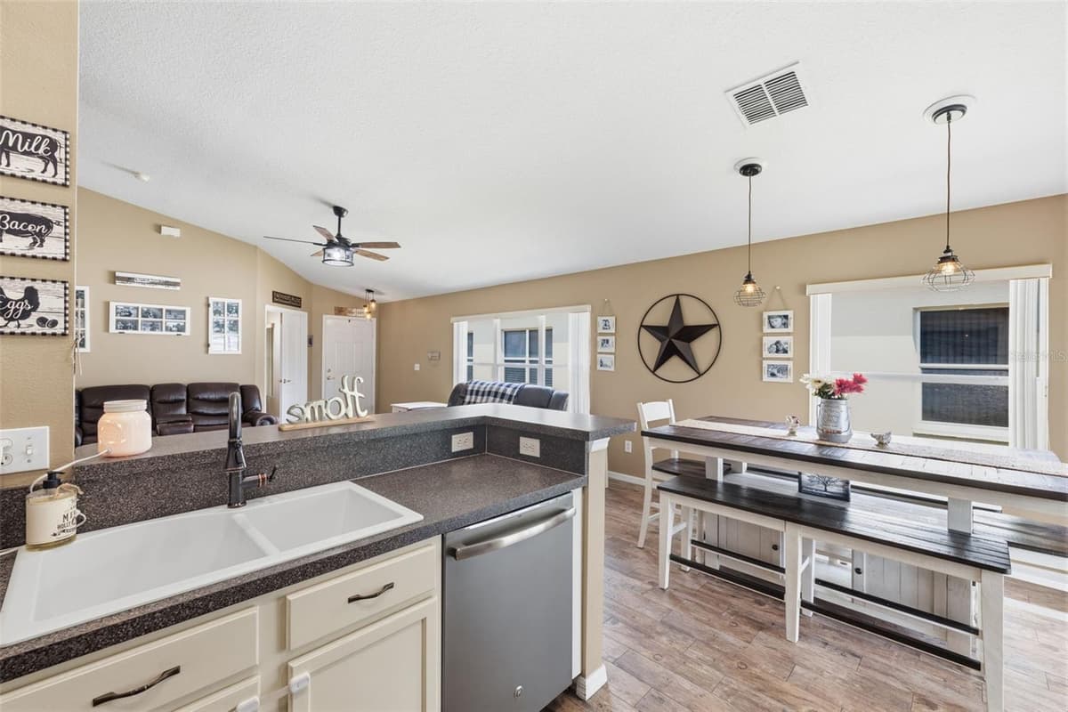 23814 CORAL RIDGE LANE — photo 10 of 46
