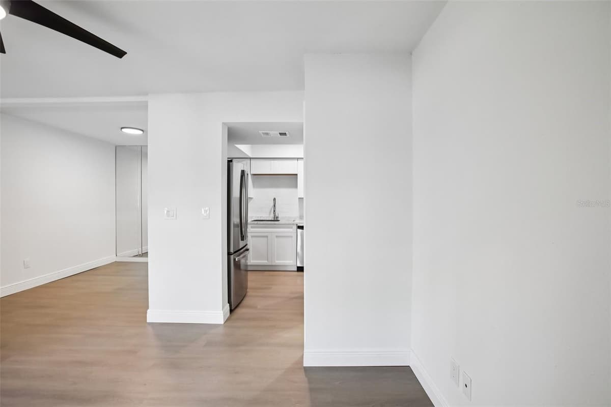 2906 LICHEN LANE — photo 3 of 30