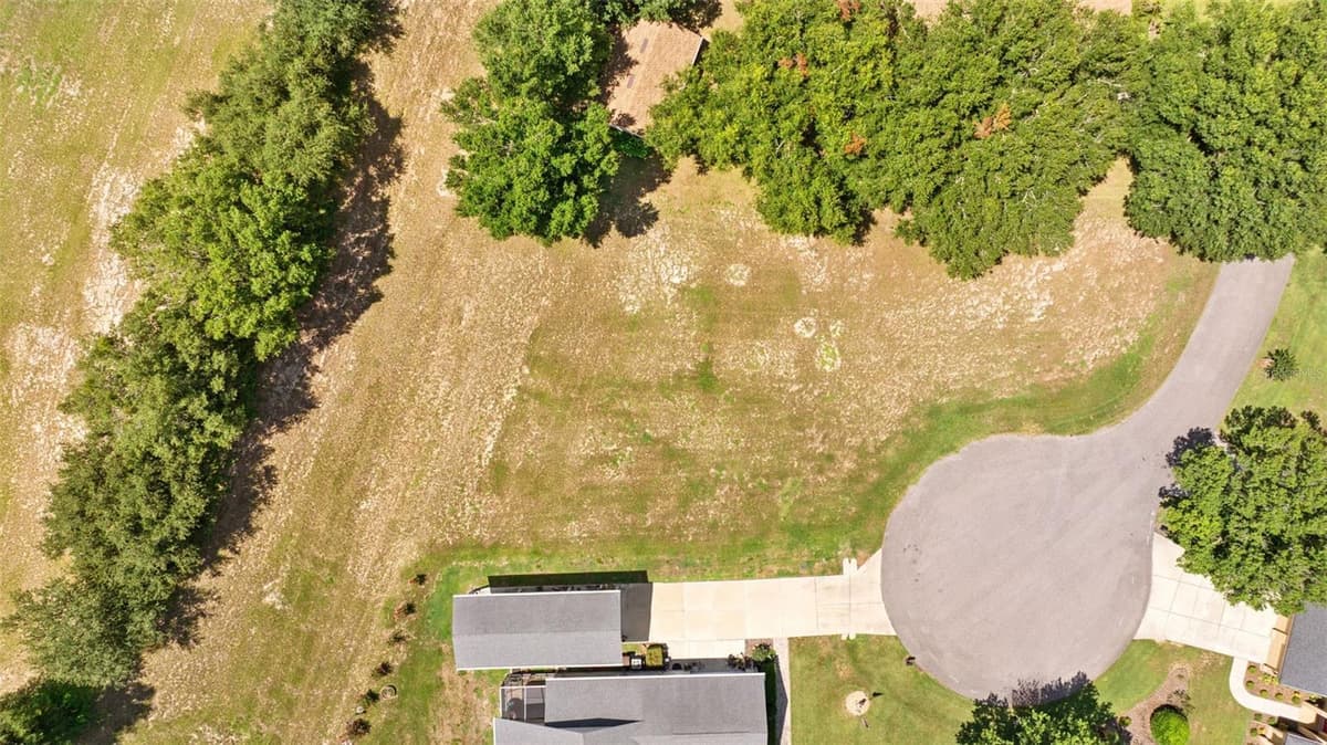 109 BAYBERRY DRIVE — photo 12 of 21