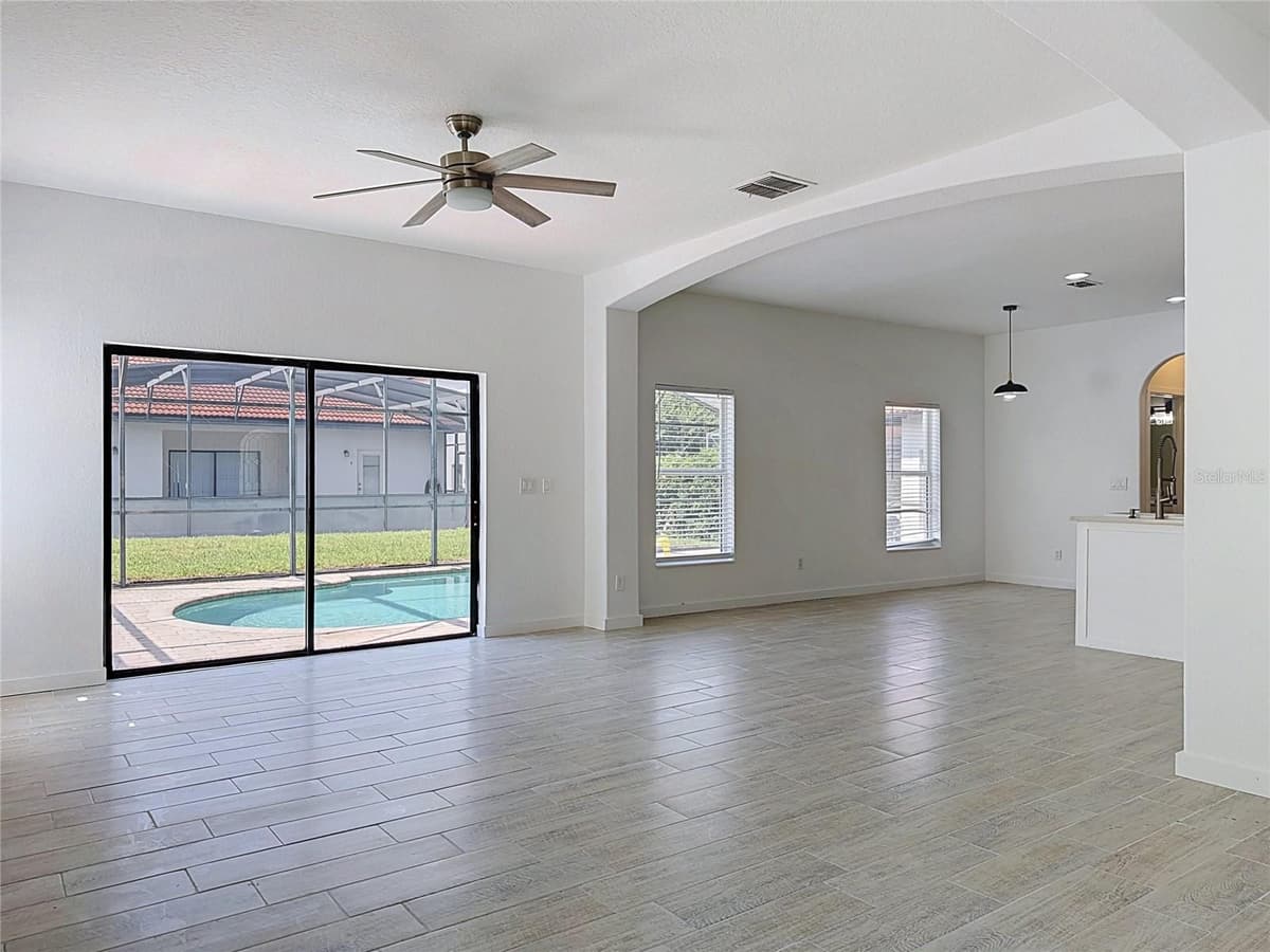 16710 CARIBBEAN BREEZE WAY — photo 10 of 44