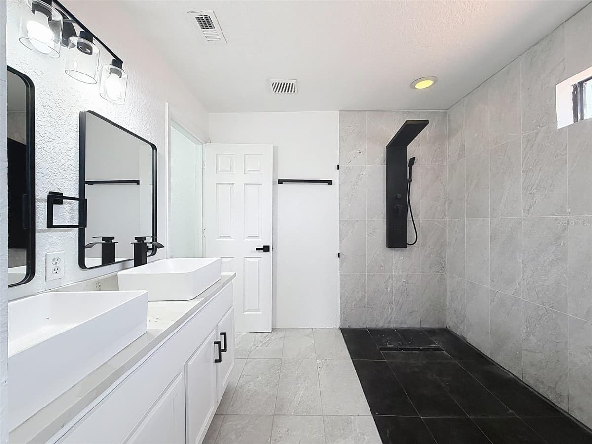 16710 CARIBBEAN BREEZE WAY — photo 25 of 44
