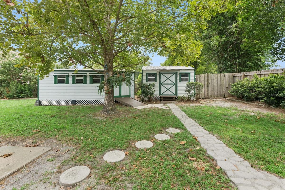 31 JASMINE DRIVE — photo 32 of 37