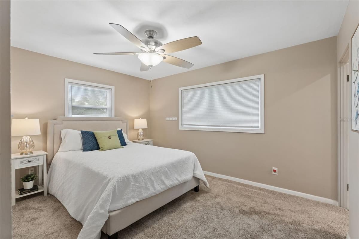 31 JASMINE DRIVE — photo 17 of 37