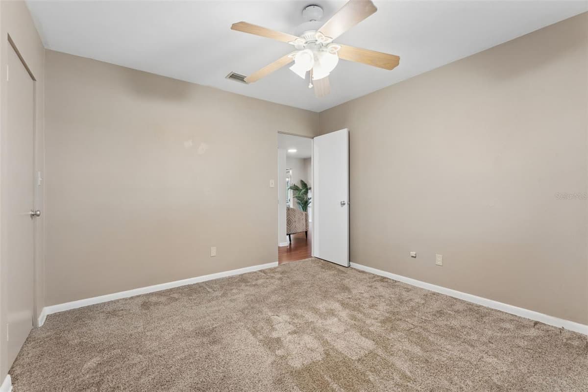 31 JASMINE DRIVE — photo 23 of 37