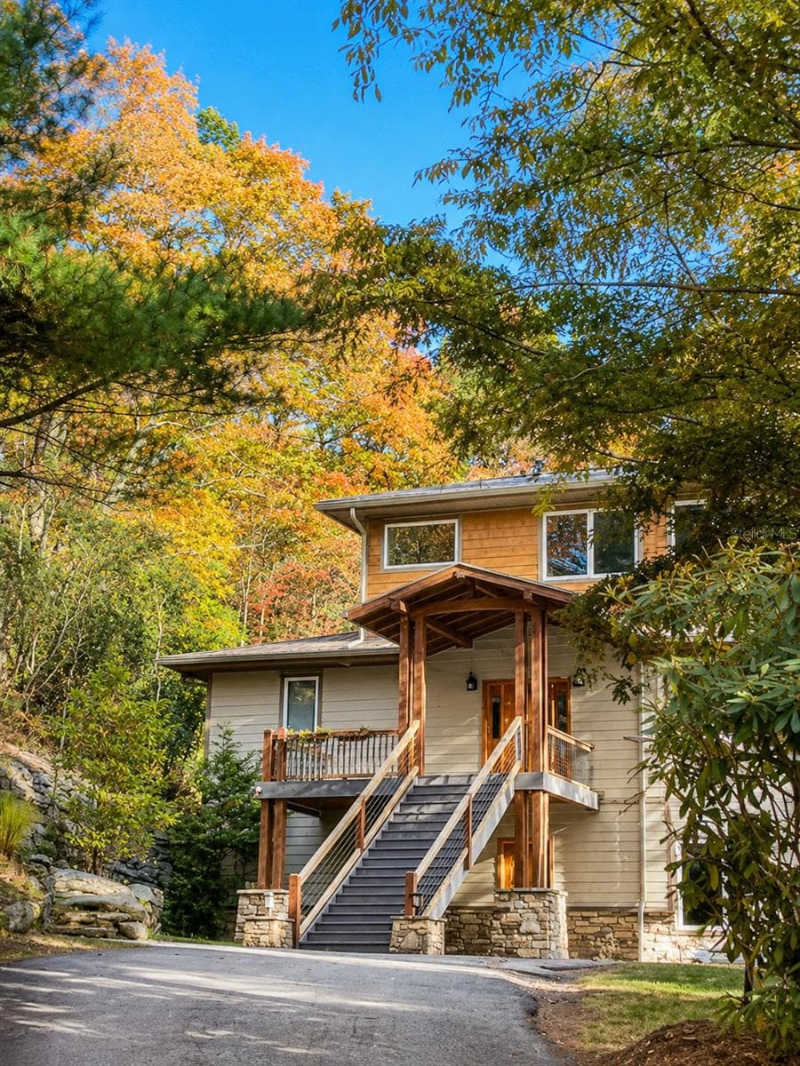 425 FLAT TOP MOUNTAIN ROAD — photo 36 of 41