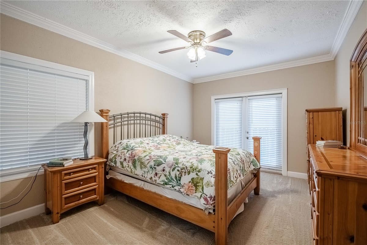 828 OSCEOLA STREET — photo 18 of 32