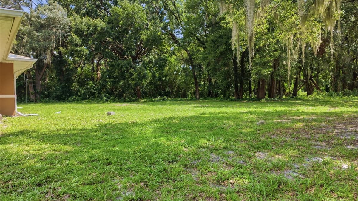 3075 GOLDENROD ROAD — photo 34 of 38