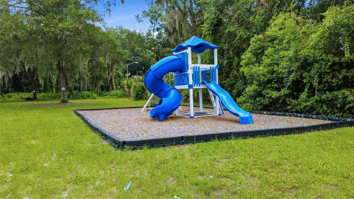 3075 GOLDENROD ROAD — photo 33 of 38