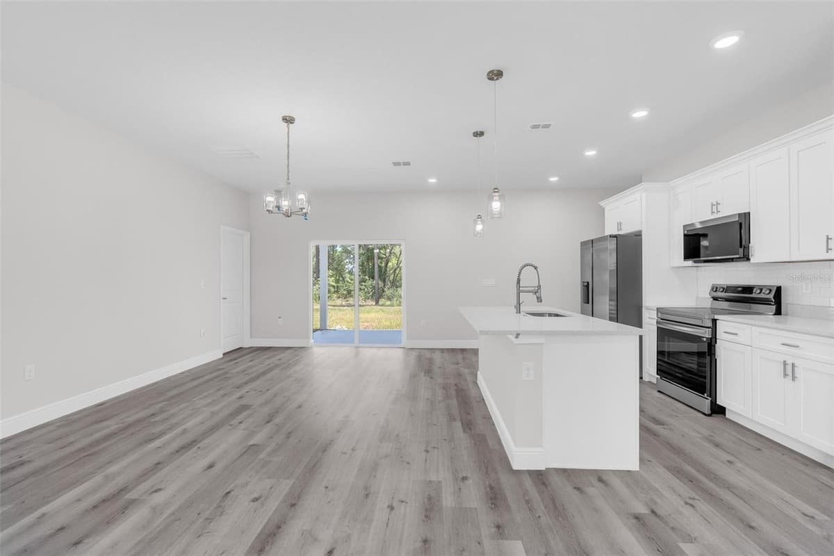 1028 CITRUS SPRINGS BOULEVARD — photo 9 of 60