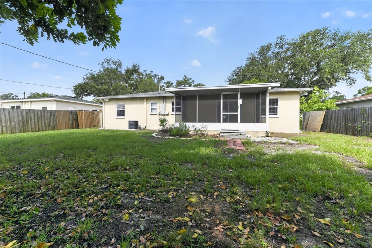 5235 ROBIN LANE — photo 33 of 36