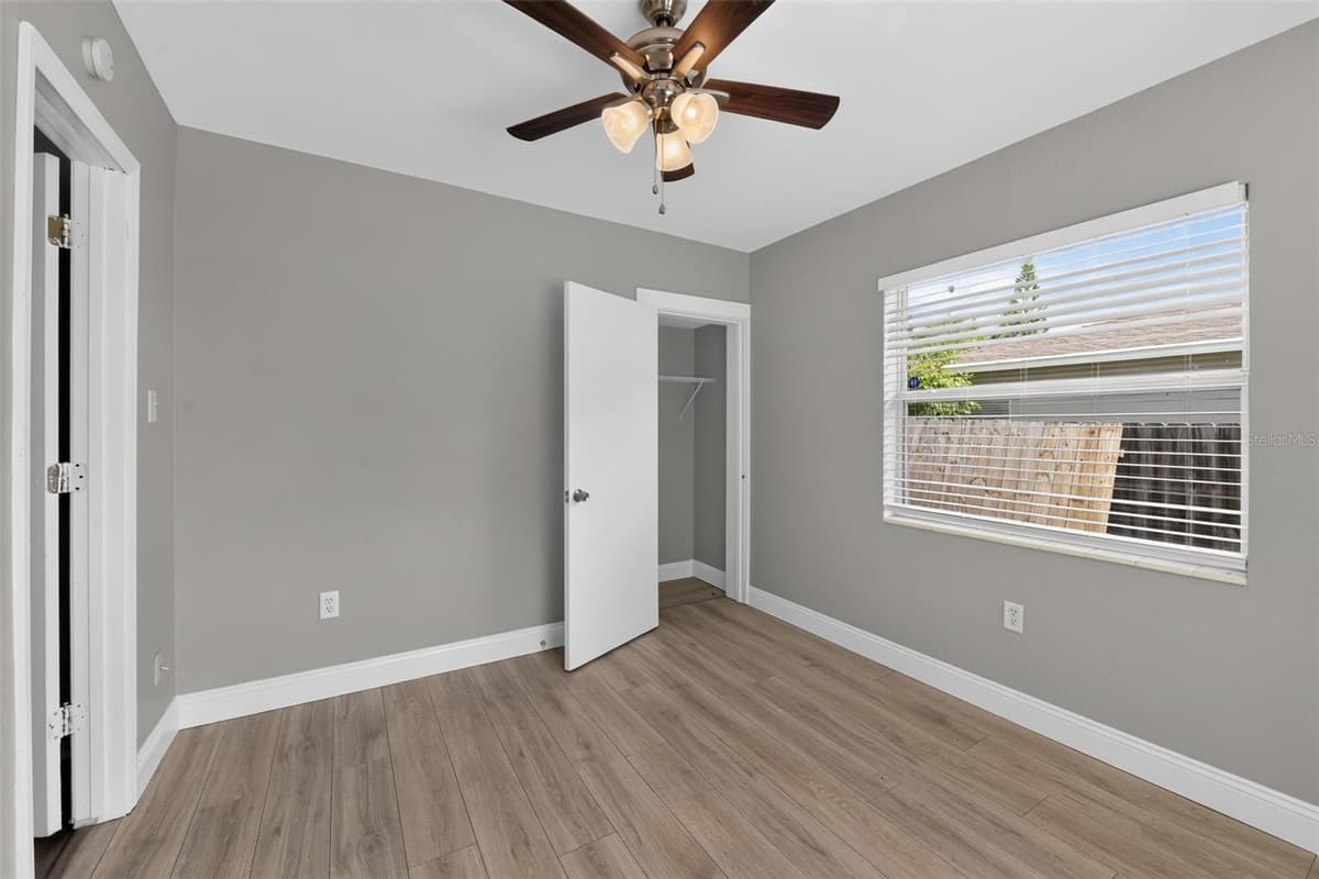 5235 ROBIN LANE — photo 25 of 36