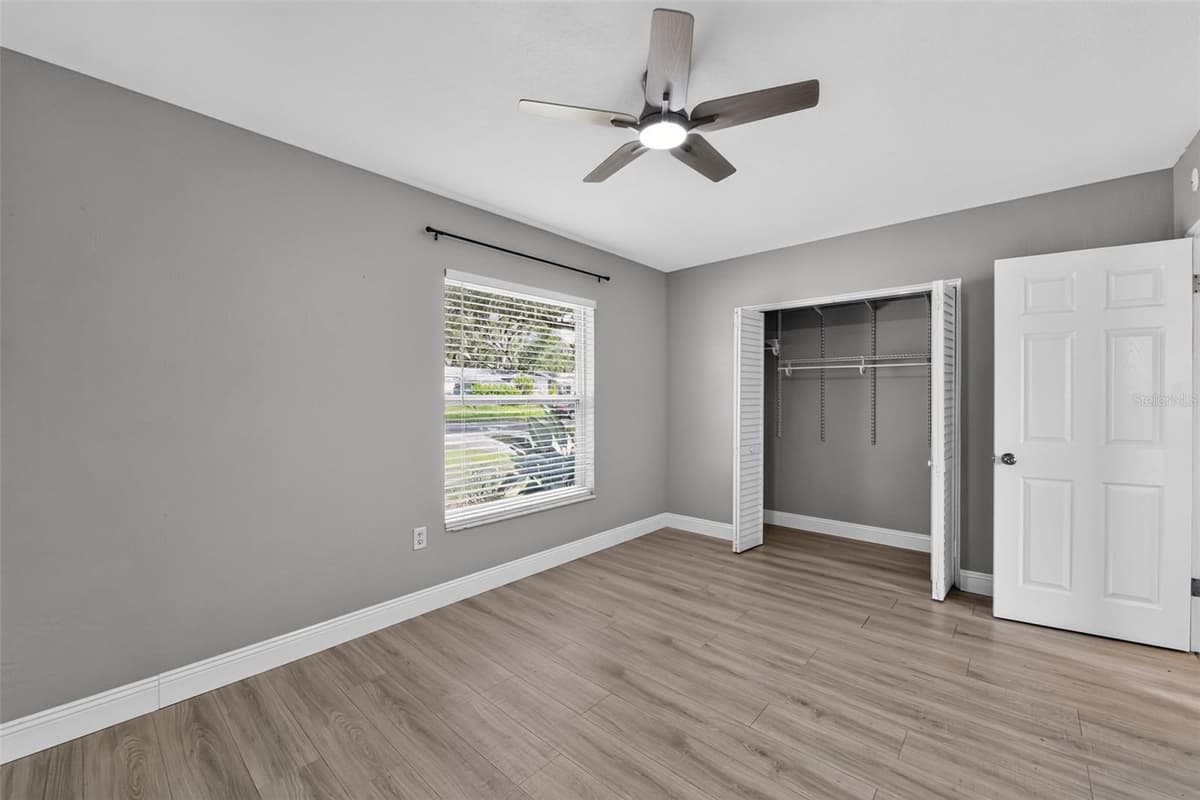 5235 ROBIN LANE — photo 21 of 36