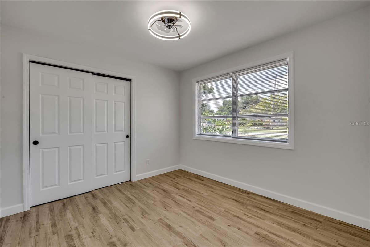 1807 SEGRAVE STREET — photo 21 of 36