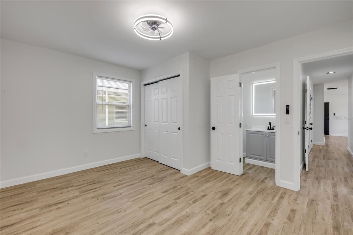 1807 SEGRAVE STREET — photo 19 of 36