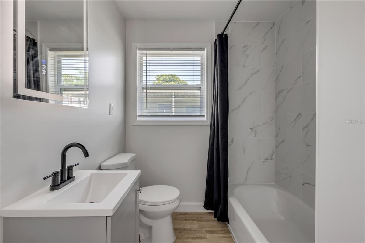 1807 SEGRAVE STREET — photo 16 of 36