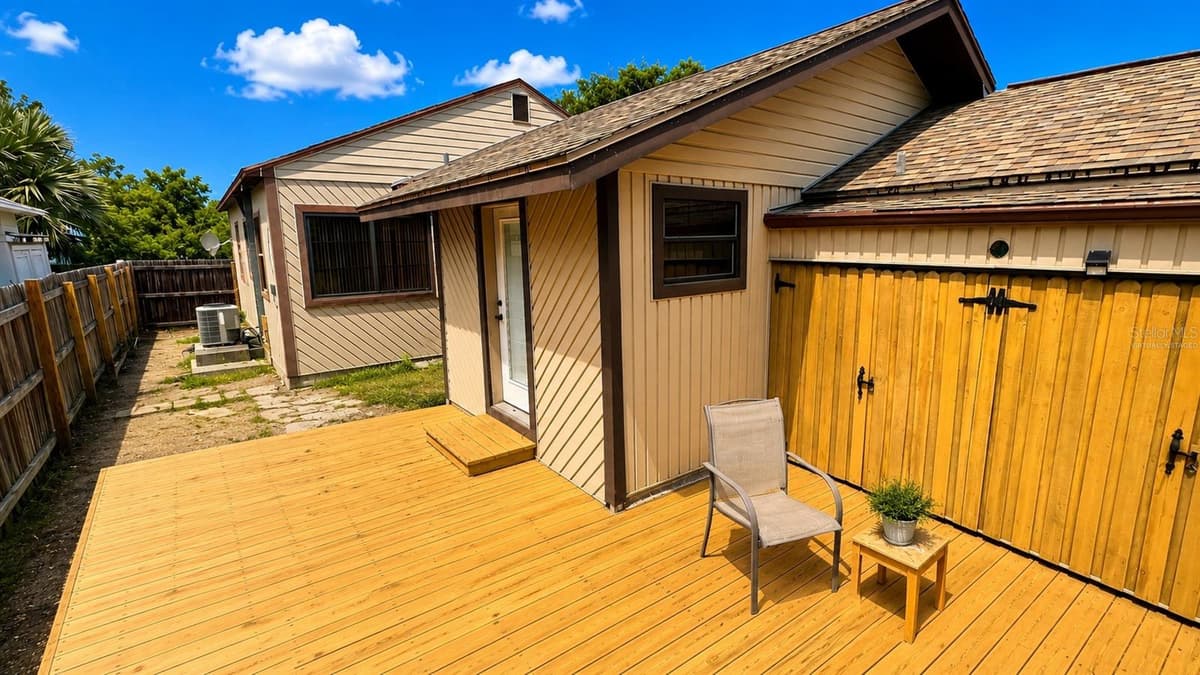 3600 3RD AVENUE — photo 14 of 15
