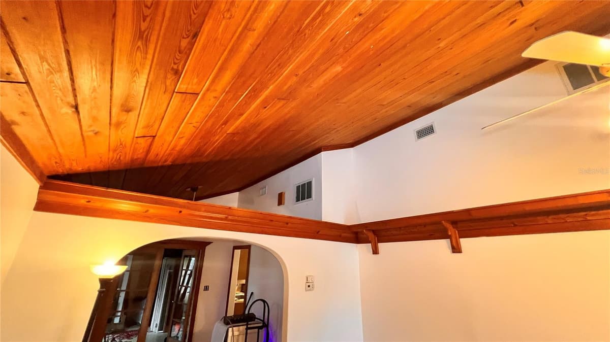 3600 3RD AVENUE — photo 8 of 15