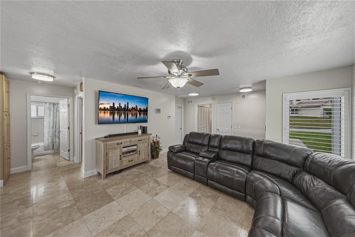 679 LAKE DEXTER CIRCLE — photo 14 of 94