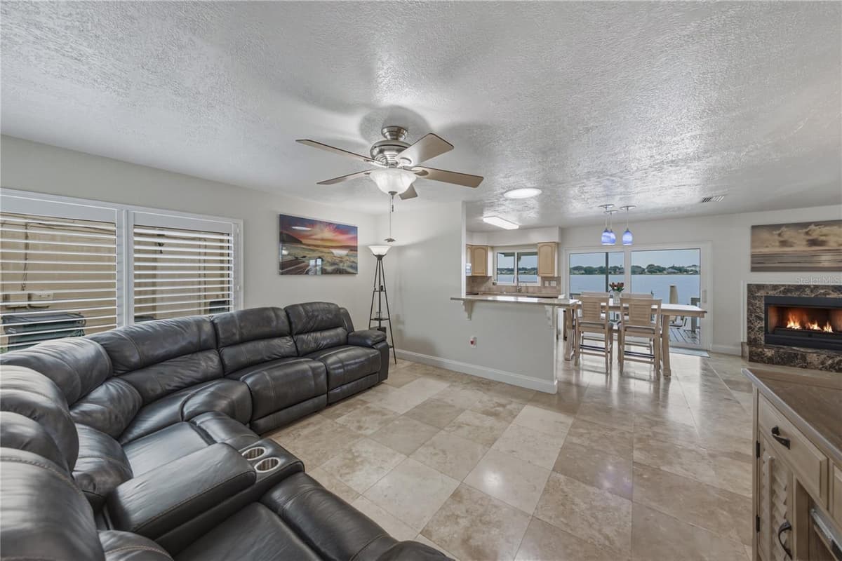679 LAKE DEXTER CIRCLE — photo 11 of 94