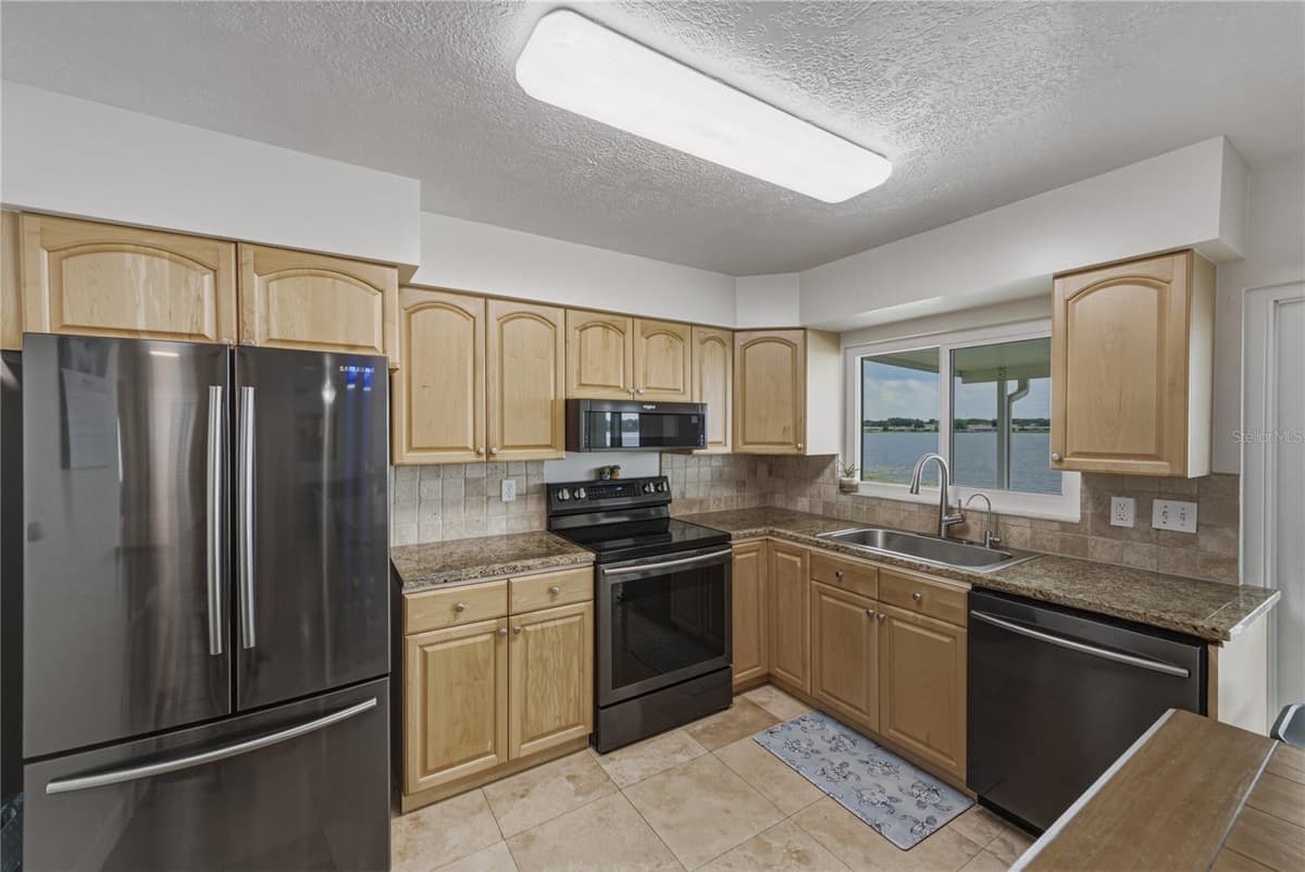 679 LAKE DEXTER CIRCLE — photo 21 of 94