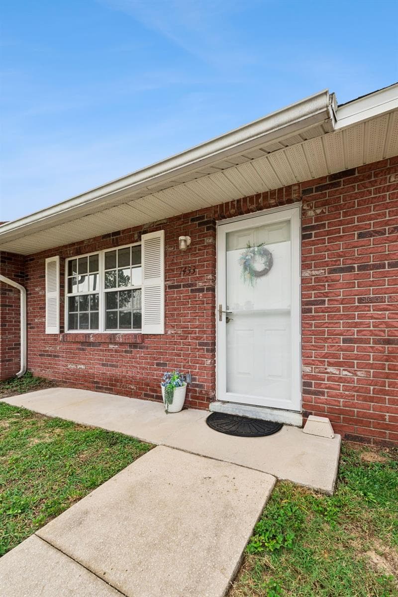 1433 THOUSAND ROSES AVENUE — photo 4 of 30