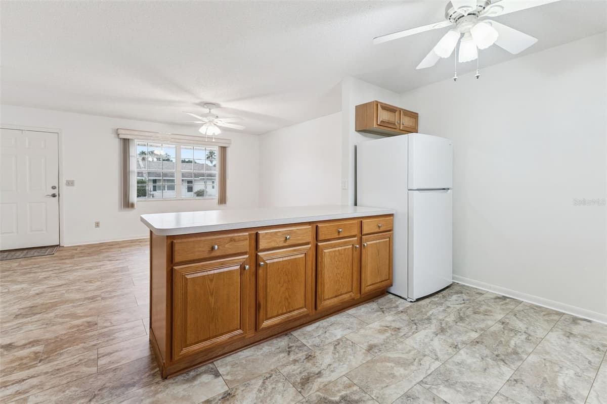 1433 THOUSAND ROSES AVENUE — photo 11 of 30