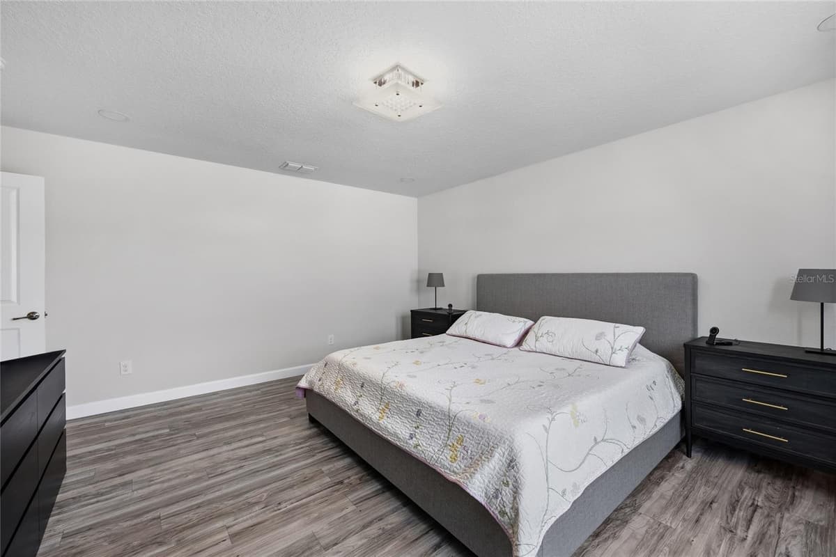 7594 LAKE HANCOCK BOULEVARD — photo 36 of 58
