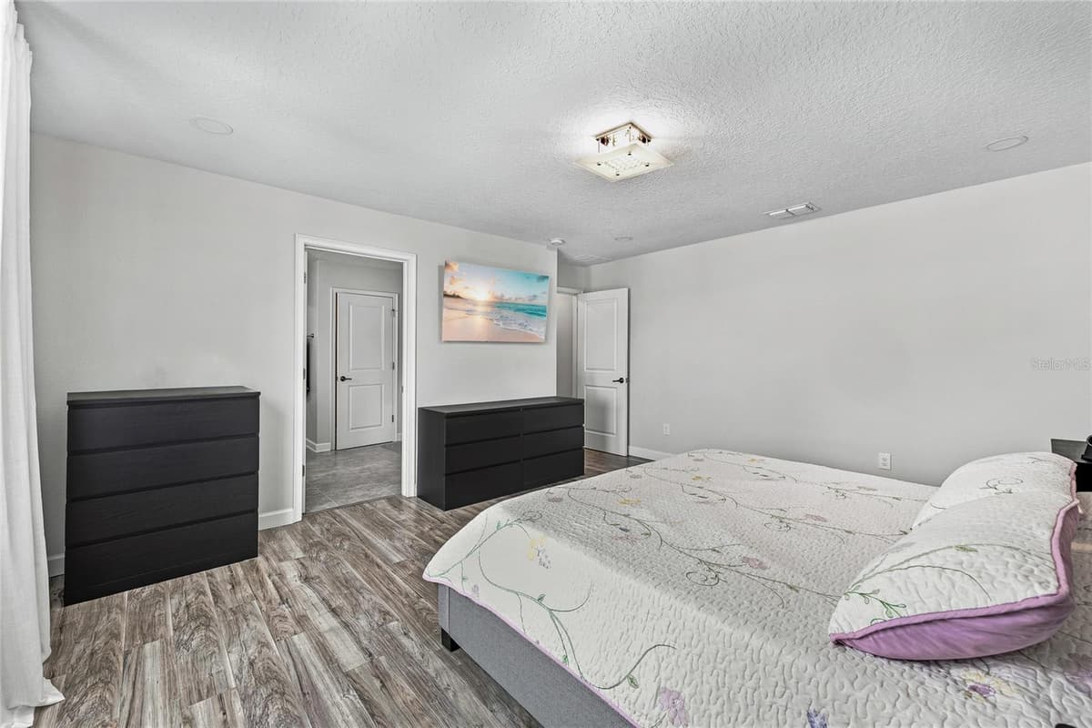7594 LAKE HANCOCK BOULEVARD — photo 37 of 58