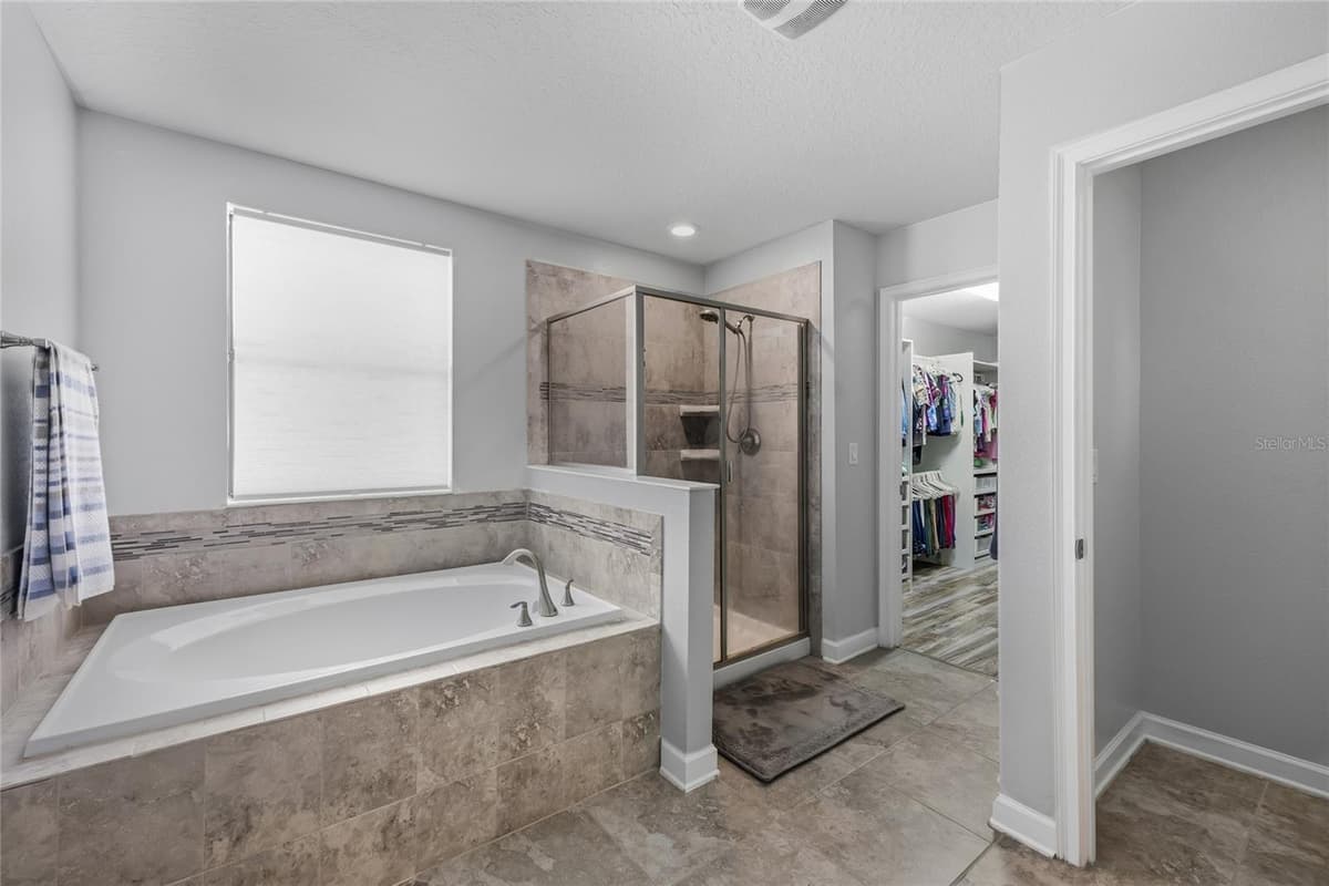 7594 LAKE HANCOCK BOULEVARD — photo 34 of 58