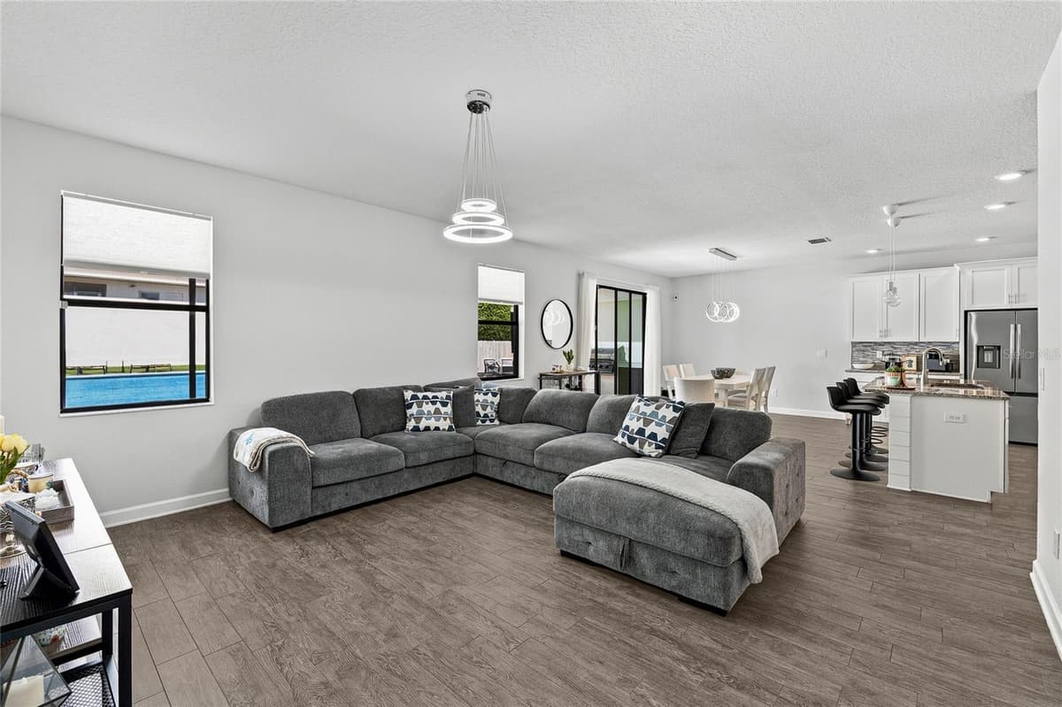 7594 LAKE HANCOCK BOULEVARD — photo 13 of 58