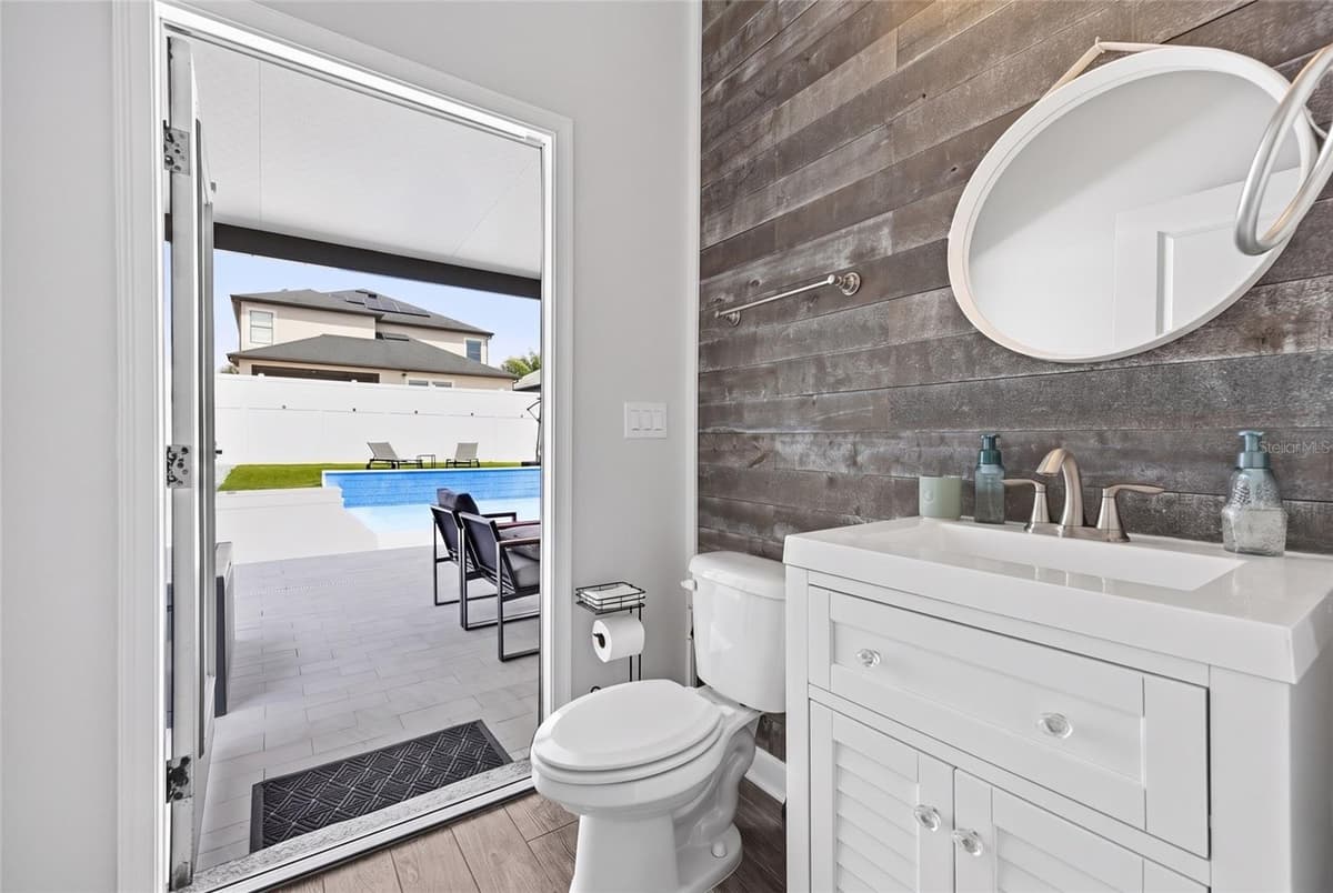 7594 LAKE HANCOCK BOULEVARD — photo 15 of 58